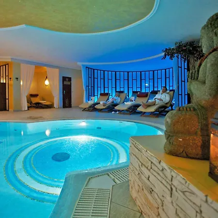 Seetelhotel Ahlbecker Hof Elegante Traditionshotel & Ruhiger Rueckzugsort An Der Ostsee Heringsdorf (Usedom)