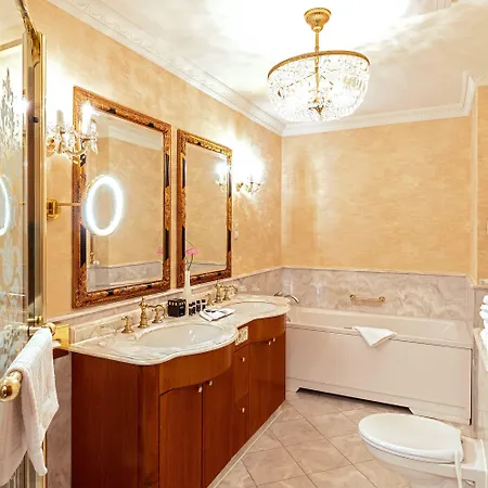 Seetelhotel Ahlbecker Hof Elegante Traditionshotel & Ruhiger Rueckzugsort An Der Ostsee