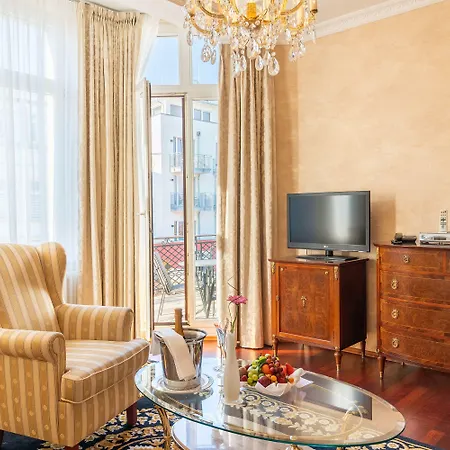 Отель Seetelhotel Ahlbecker Hof Elegante Traditionshotel & Ruhiger Rueckzugsort An Der Ostsee Херингсдорф