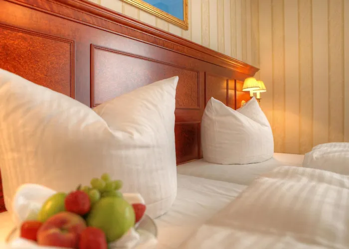 Seetelhotel Ahlbecker Hof Elegante Traditionshotel & Ruhiger Rueckzugsort An Der Ostsee فندق هيرينجسدورف