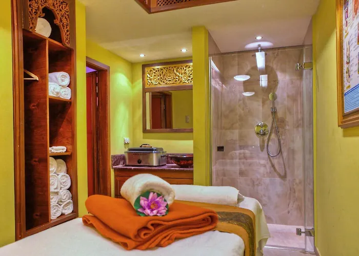 Seetelhotel Ahlbecker Hof Elegante Traditionshotel & Ruhiger Rueckzugsort An Der Ostsee هيرينجسدورف