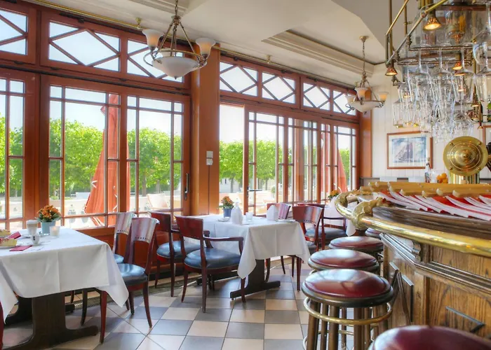 Seetelhotel Ahlbecker Hof Elegante Traditionshotel & Ruhiger Rueckzugsort An Der Ostsee فندق