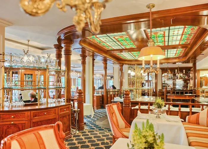 Seetelhotel Ahlbecker Hof Elegante Traditionshotel & Ruhiger Rueckzugsort An Der Ostsee هيرينجسدورف