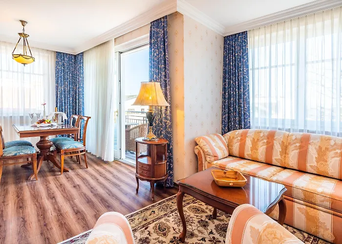 فندق Seetelhotel Ahlbecker Hof Elegante Traditionshotel & Ruhiger Rueckzugsort An Der Ostsee هيرينجسدورف